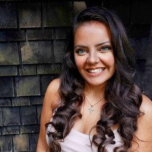 Meet your Posher, Steffie